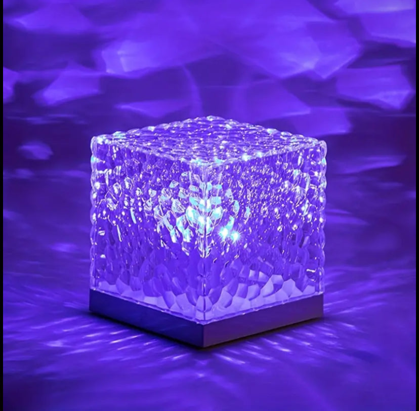 Gleamnor™ Ice cube crystal lamp